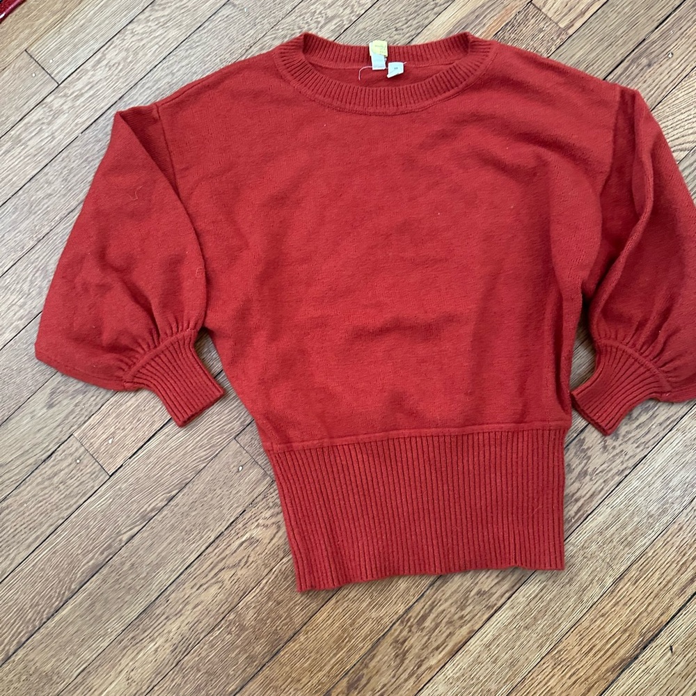Anthro orange cropped sweater size xs with cinched at waistband and sleeves